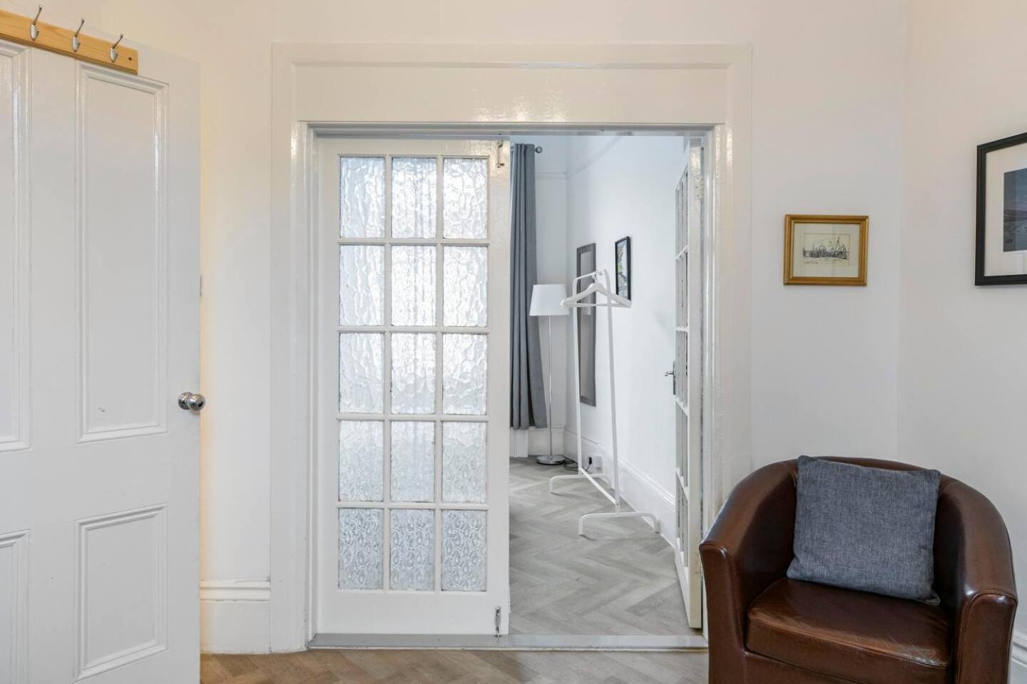 4 Bed Home 3 Mins From Harbour + Sandy Beach Folkestone Exterior foto